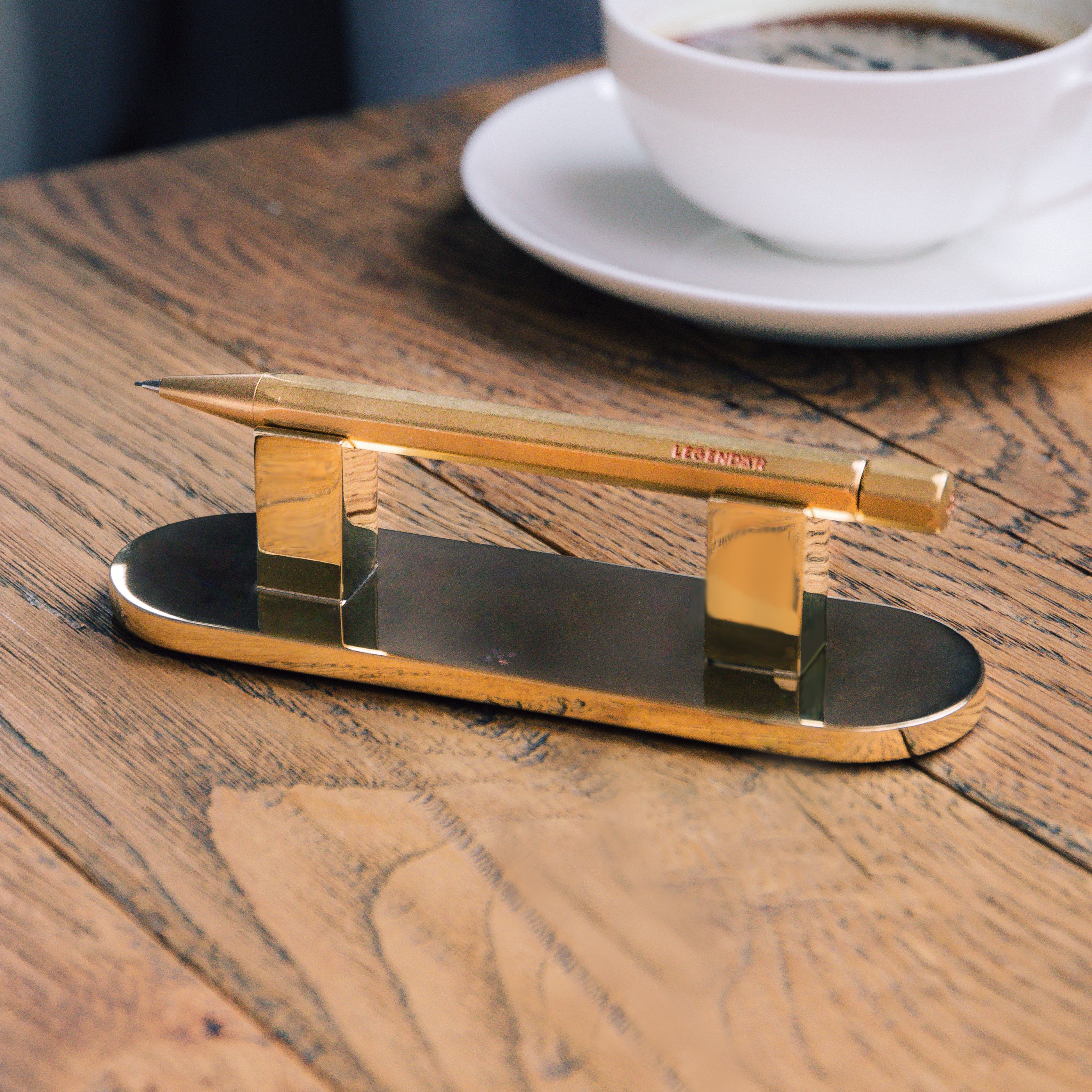 Brass Pen Stand BRYDGE - 3