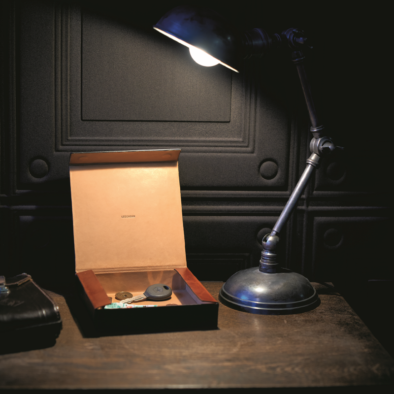 Leather Case ETWEE Square Chestnut
